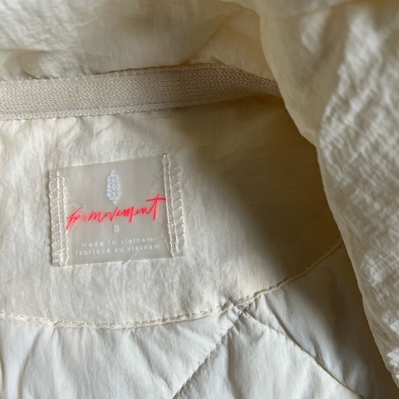 FREE PEOPLE MOVEMENT Quinn Quilted Puffer Vest - Picture 4 of 4